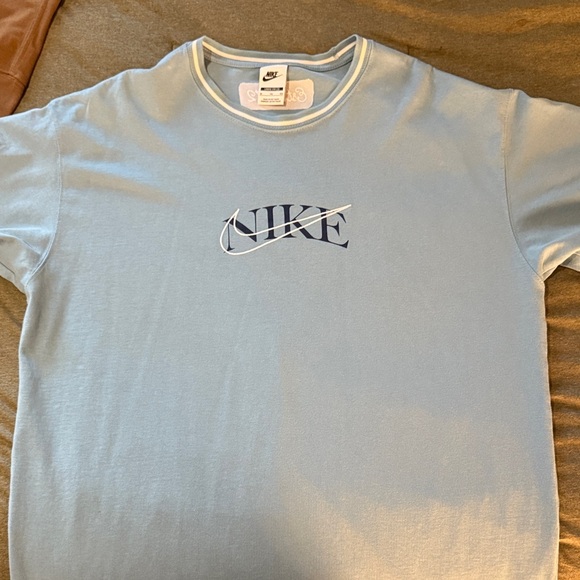 Nike Men's Sky Blue Short Sleeve Tee - Picture 1 of 3